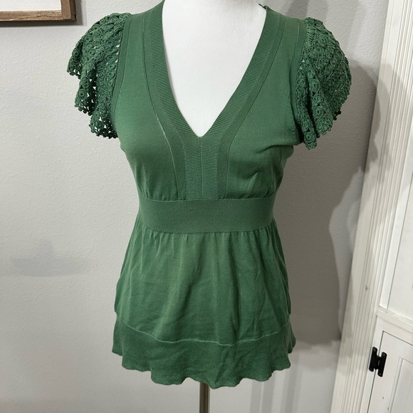 BCBGMaxAzria Tops - BCBGMaxAzria Green Flutter Sleeve Fitted Blouse
